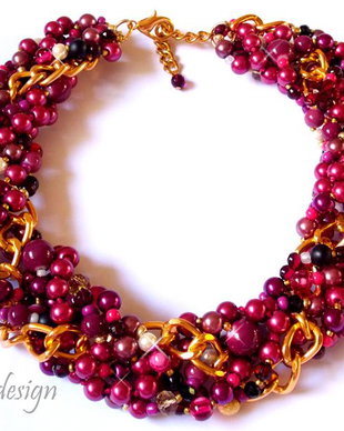 Colier in nuante de marsalla, bordo-fuchsia