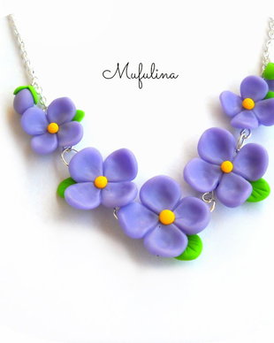 Pretty Violets