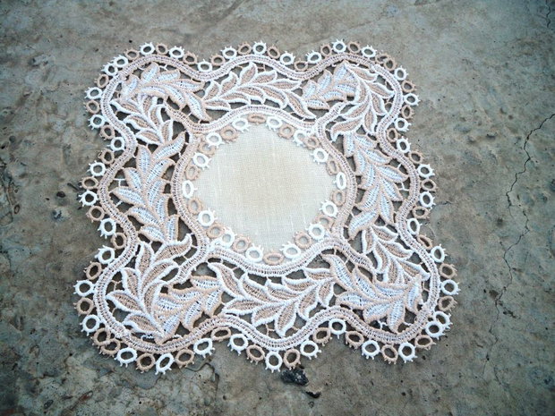 Accesoriu dantelat 1