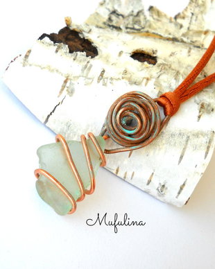 Colier Copper and Glass