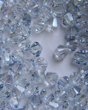 Margele bicon Swarovski 4 mm - 5328-4-BLSH