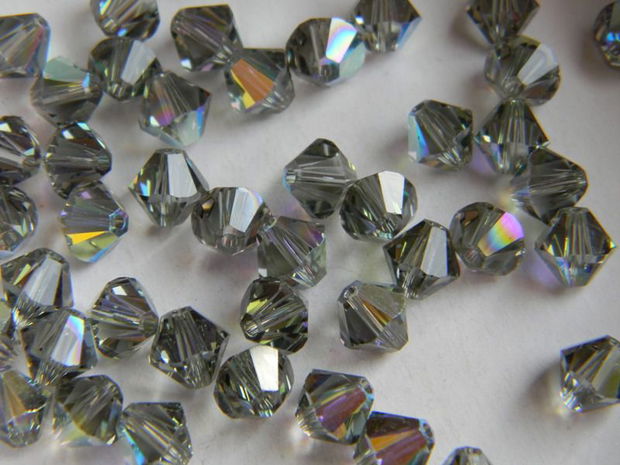 Margele bicon Swarovski 6 mm - 5328-6-215AB