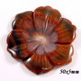 6256 - Pandantiv, floare sculptata, agata rosu caramiziu