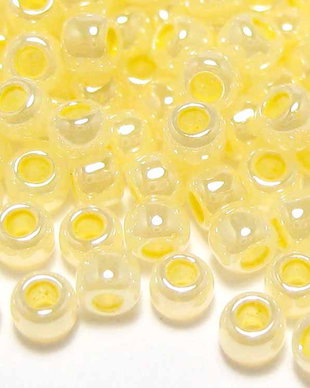 Margele TOHO, 11/0, Ceylon Lemon Chiffon - 20 grame