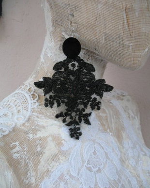 Cercei dantela neagra