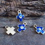 1b charm aurit cruce bleu marin  19x14mm (GPLAK 133)