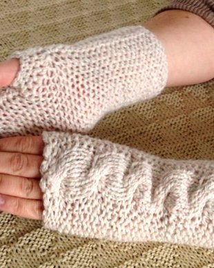Manusi fara degete Mansete Mittens roz prafuit tricotat manual