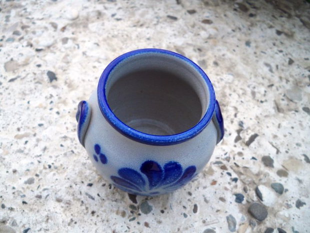 Vas ceramic