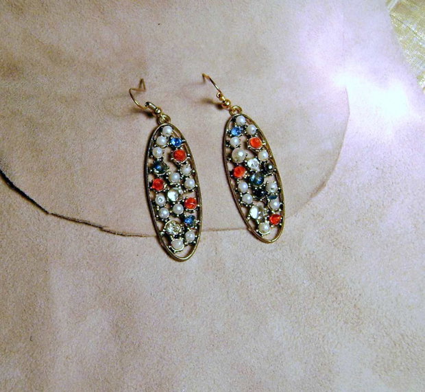 Bronz dantelat