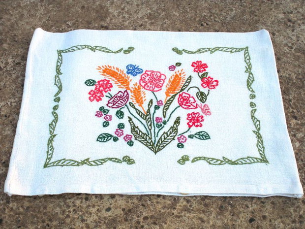 Broderie cu flori