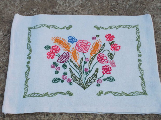 Broderie cu flori