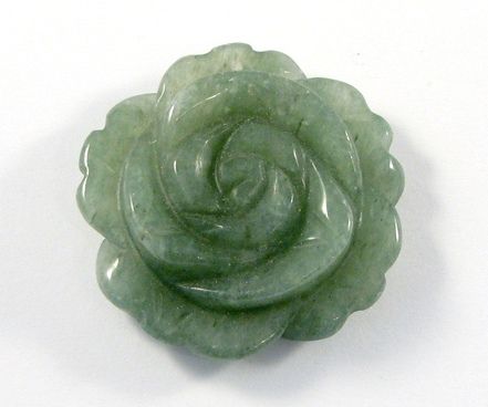 6201 - Pandantiv, floare sculptata, aventurin verde, 38x38x12mm