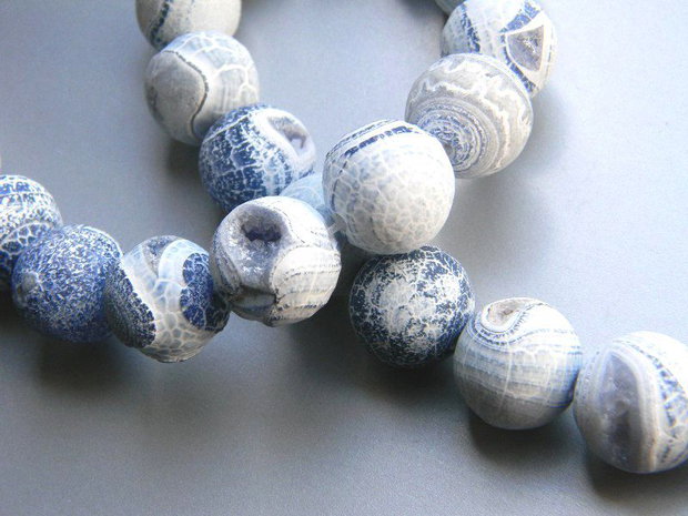 Druzy agate
