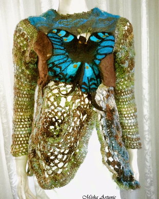 Pulover impaslit, crosetat - The last butterfly