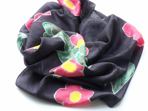Matase naturala cu flori pictate