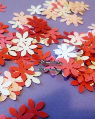 Confetti flori