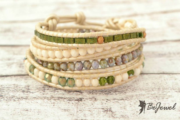 Bratara wrap cu snur de piele si cristale ''Sense''