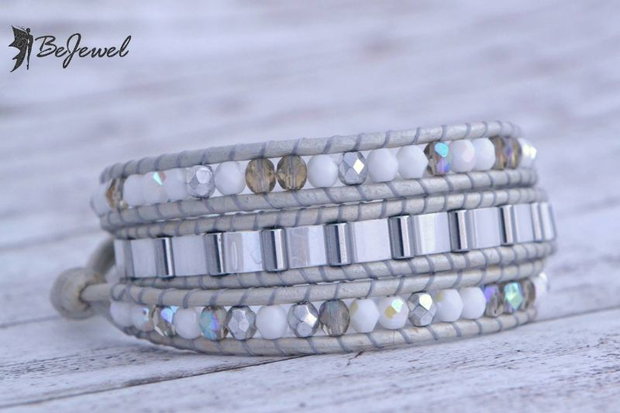 Bratara wrap din piele si cristale ''Ice Queen''  ----Rezervata CherryBlossoms