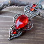 Pandantiv victorian argintat&cristale rosii/colier