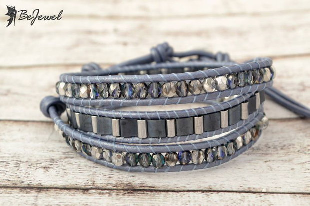 Bratara wrap snur de piele si cristale ''Powdered blue''