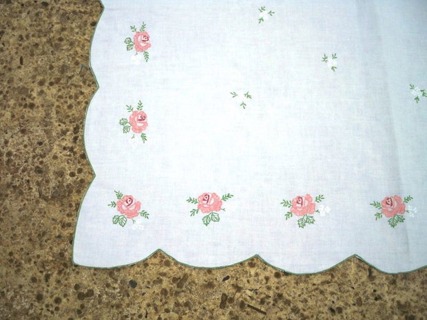 Broderie cu flori
