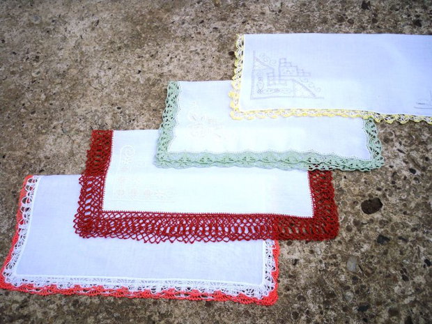 Accesorii dantelate