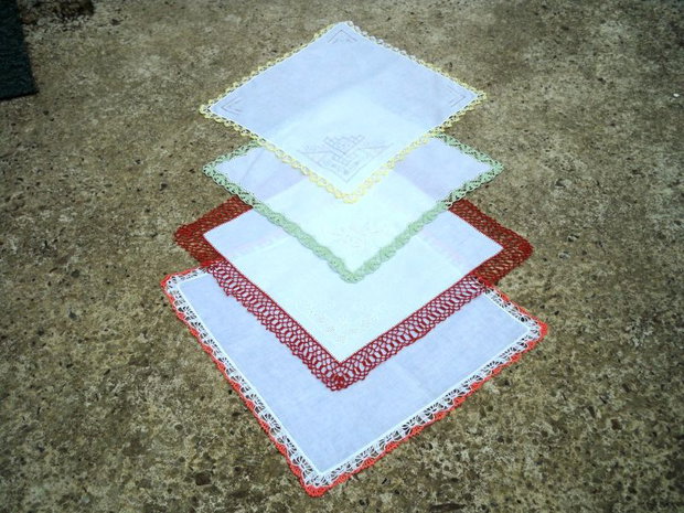 Accesorii dantelate
