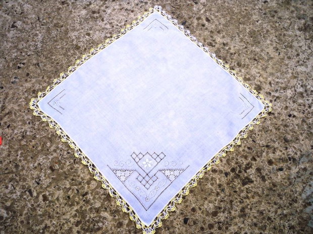 Accesorii dantelate