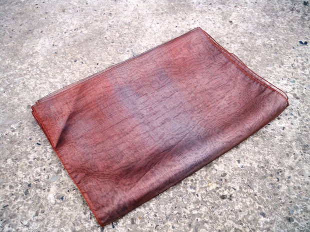 Organza maronie