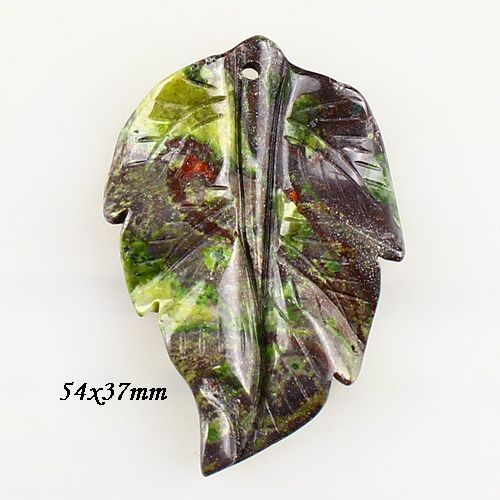 5564 - Pandantiv, dragon blood jasper, frunza sculptata