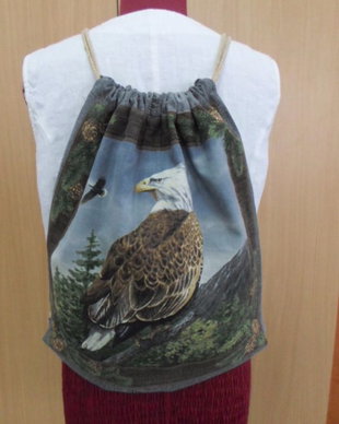 rucsac cu vultur
