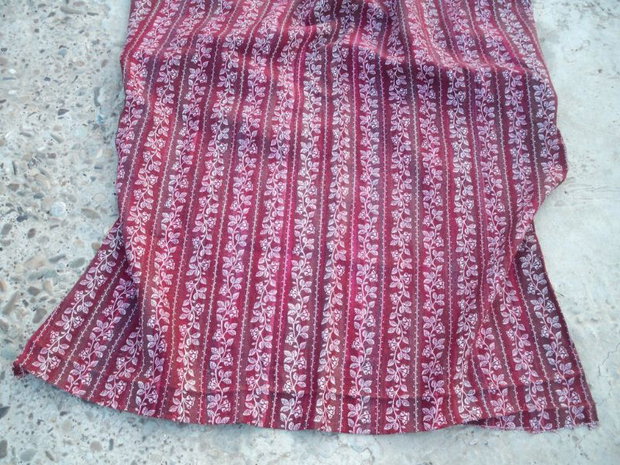 Material textil cu imprimeuri