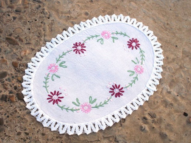 Accesoriu broderie cu flori