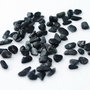 Smarald rulat pietricele  - negru -  80 buc natural, netratat ( J8 )