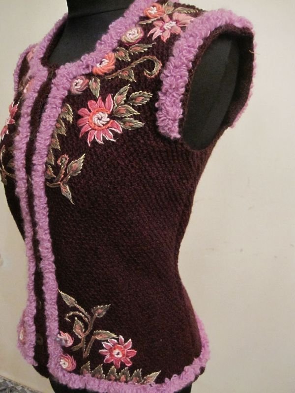 vesta JULIANA burgundy -pink tricotata brodata manual