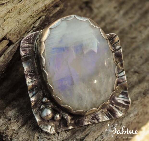 Inel argint 925 şi moonstone. Inel masiv, rustic, patinat, texturat