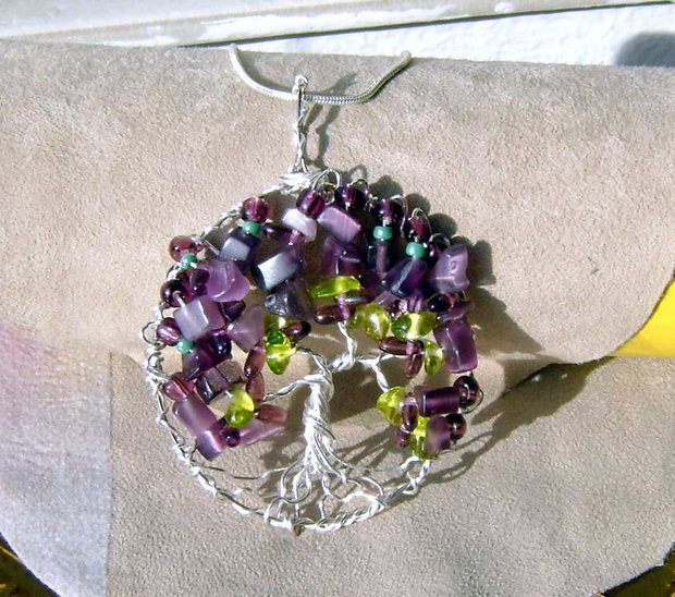 Tree of life 6 /  Prunul