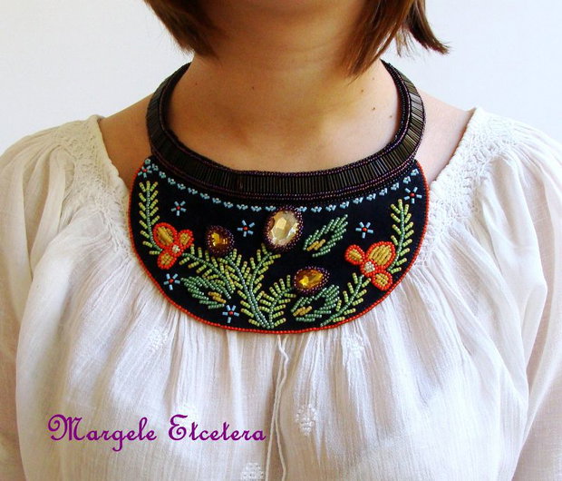 Colier etnic cu broderie traditional romaneasca UNICAT