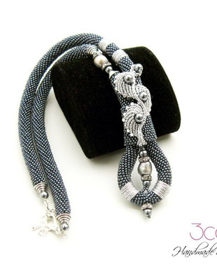 Colier handmade- De sarbatori