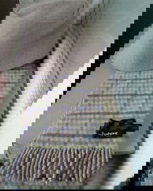 SET FULAR SI PALARIE  DEOSEBIT DIN LANA FINA SI CASMIR  MADE IN ENGLAND