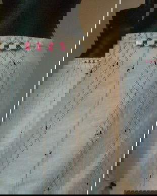 FUSTA BRODATA IN ALB