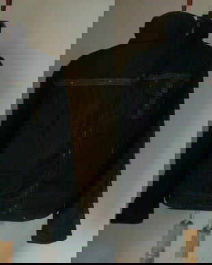 Jacheta impermeabila