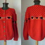 CARDIGAN LANA TRICOTAT SI BRODAT MANUAL