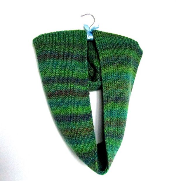 Fular si Caciula verde tricotata manual fular circular infinity beanie