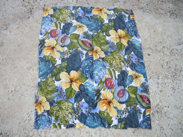 Material textil cu imprimeuri