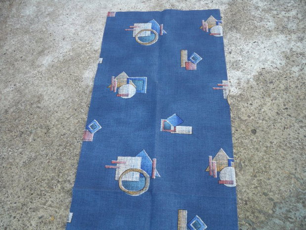 Material textil cu imprimeuri