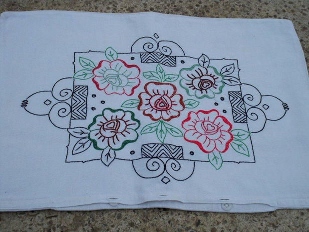 Broderie cu flori