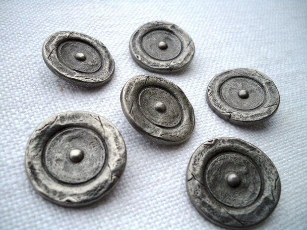 Nasturi metalici