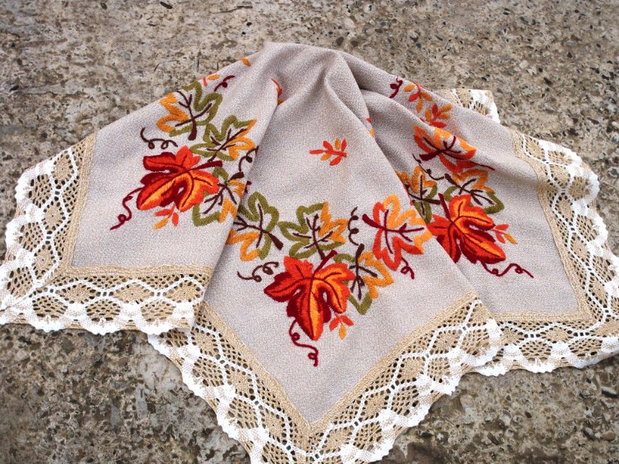 Broderie tomnatica
