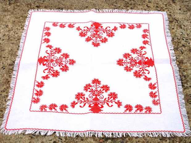 Broderie cu flori